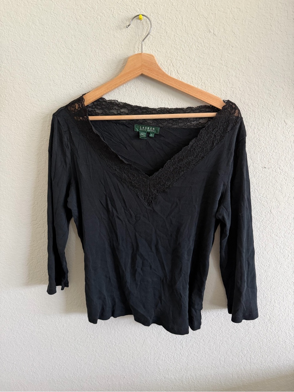 Y2K Vintage Lauren Ralph Lauren Black Long Sleeve V-Neck Lace Trim Top